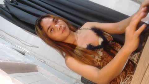 Snapshot of asian_reyshell chatting on February 25, 2:58 pm Reyshell online show from February 25, 2:58 pm