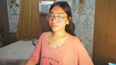 Snapshot of asian_rhean chatting on October 3, 11:35 pm Rhean online show from October 3, 11:35 pm