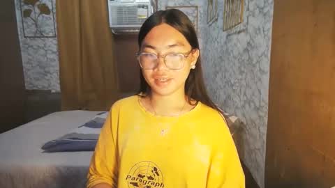 Snapshot of asian_rhean chatting on September 30, 11:37 pm Rhean online show from September 30, 11:37 pm