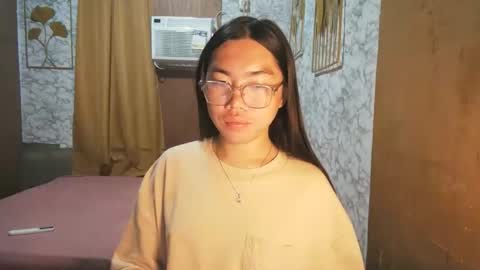 Snapshot of asian_rhean chatting on September 23, 3:11 am Rhean online show from September 23, 3:11 am