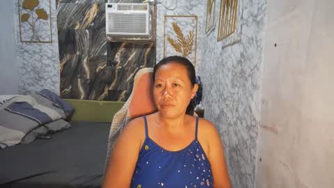 asian_salya online show from May 13, 2:43 am