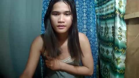 asian_trish online show from April 5, 11:57 pm