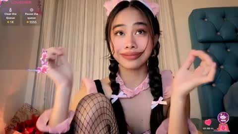 candy online show from February 24, 7:33 am