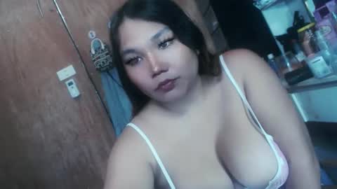 asianbigbobsie online show from February 6, 4:43 pm