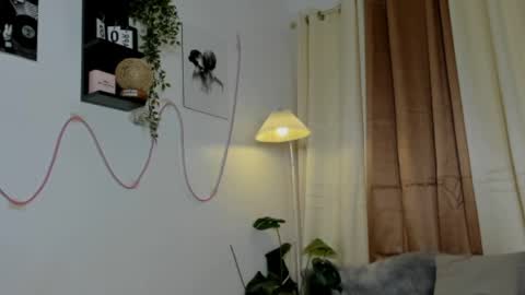 Nathalie goddess online show from April 9, 5:44 am