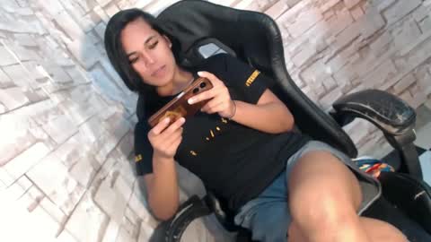 Snapshot of asianblk_barbiedoll chatting on February 24, 11:54 am asianblk_barbiedoll online show from February 24, 11:54 am