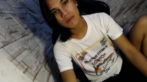 Snapshot of asianblk_barbiedoll chatting on February 14, 1:18 pm asianblk_barbiedoll online show from February 14, 1:18 pm