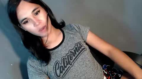 Snapshot of asianblk_barbiedoll chatting on September 27, 3:32 pm asianblk_barbiedoll online show from September 27, 3:32 pm