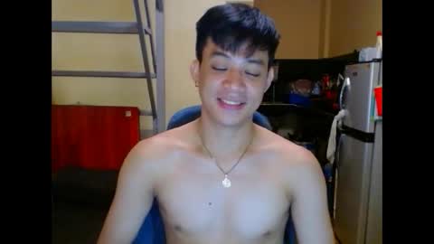 Snapshot of asiandreamboyx chatting on October 15, 12:17 pm asiandreamboyx online show from October 15, 12:17 pm