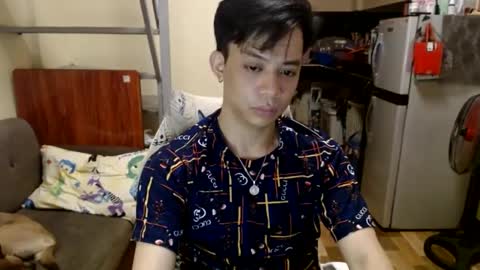 Snapshot of asiandreamboyx chatting on February 14, 2:33 pm asiandreamboyx online show from February 14, 2:33 pm