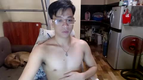 Snapshot of asiandreamboyx chatting on February 8, 6:11 pm asiandreamboyx online show from February 8, 6:11 pm