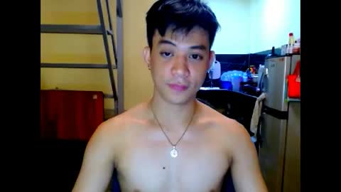 asiandreamboyx online show from May 8, 2:06 am