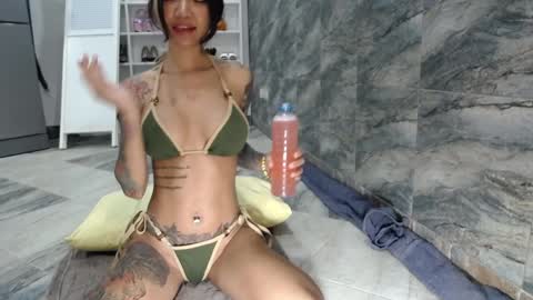 Snapshot of asianqueen93 chatting on December 3, 3:28 pm Jeje   special     online show from December 3, 3:28 pm
