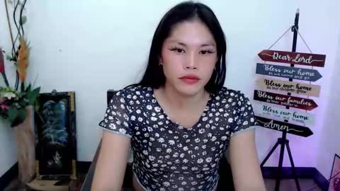 lucy gwapa online show from November 9, 2:26 am