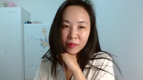 Tabby online show from December 21, 3:18 pm