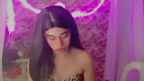 kisses online show from July 12, 8:56 pm