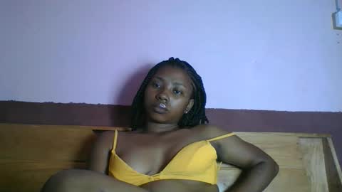 asmiraa online show from April 15, 7:58 pm