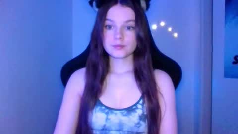astradream_ online show from March 20, 10:15 pm