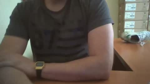 Snapshot of astro_boy_01 chatting on October 15, 9:48 pm astro_boy_01 online show from October 15, 9:48 pm