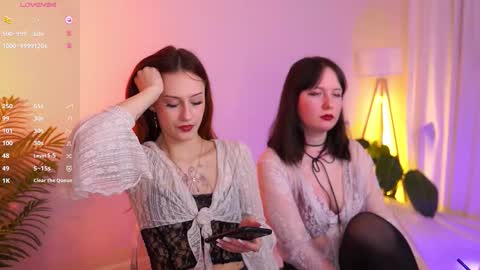 asyfox online show from March 31, 7:09 am