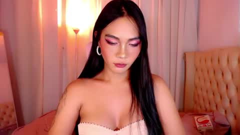 Sam online show from September 26, 11:35 pm