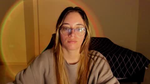 atenas online show from November 10, 10:07 am