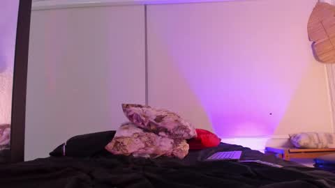 Snapshot of atenea_storm chatting on October 11, 5:23 am Atenea online show from October 11, 5:23 am