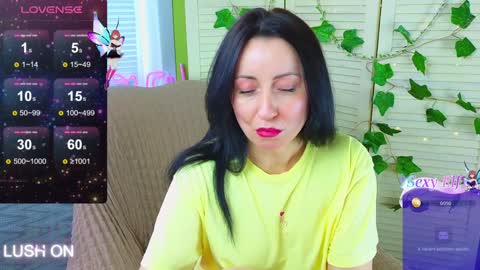 Snapshot of athena_starry chatting on February 2, 5:42 am athena starry online show from February 2, 5:42 am