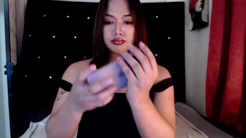 athenafalconer online show from March 5, 5:22 pm