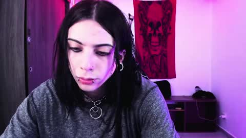 athenauwu online show from April 30, 8:19 am