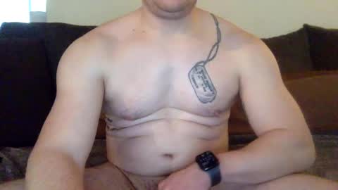 Snapshot of athletedilf chatting on December 31, 10:23 pm Athletedilf  dilf new cum  shy online show from December 31, 10:23 pm