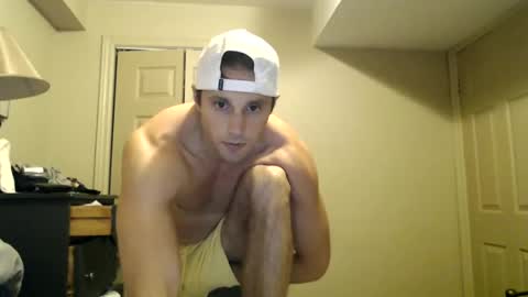 Snapshot of athleteguy55555 chatting on December 27, 4:26 am tommycb55555 online show from December 27, 4:26 am