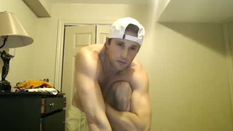 Snapshot of athleteguy55555 chatting on December 22, 4:50 am tommycb55555 online show from December 22, 4:50 am