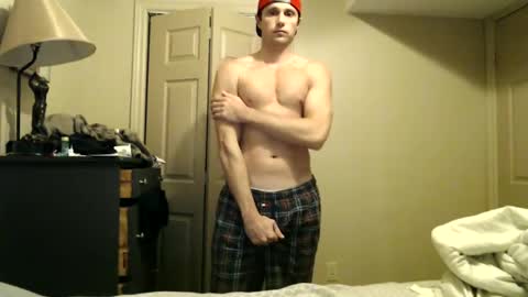 Snapshot of athleteguy55555 chatting on February 27, 3:51 am tommycb55555 online show from February 27, 3:51 am