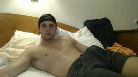 Snapshot of athleteguy55555 chatting on October 11, 9:40 pm tommycb55555 online show from October 11, 9:40 pm