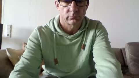 athome1976 online show from April 20, 8:39 am