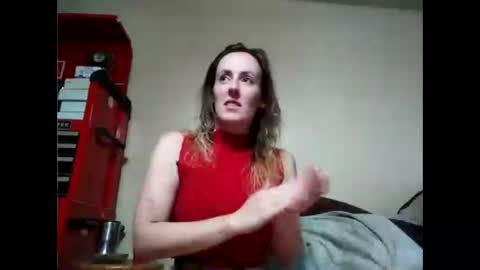 aubreylynnjones6 online show from May 23, 6:37 pm