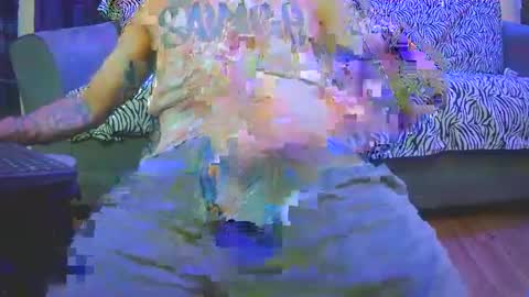 AUCHECKMEOUT online show from September 27, 1:14 am