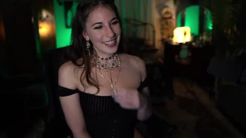 Audrey online show from October 15, 5:22 am