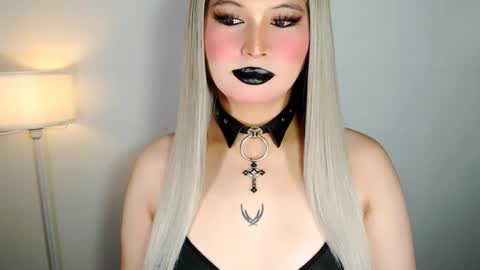 Audrey online show from March 28, 8:27 am