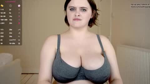 Snapshot of audreyjacq chatting on October 14, 3:15 pm Audrey Jacq online show from October 14, 3:15 pm