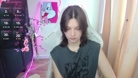 Audrey online show from March 18, 8:09 am