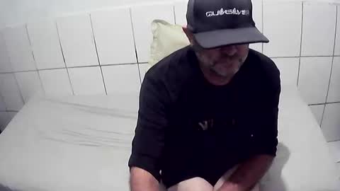 cesar augusto online show from February 19, 9:58 pm