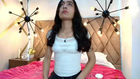 aura_bloom_ online show from May 25, 1:39 pm