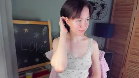 auradiaz online show from February 24, 8:39 am