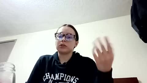 auran_v888 online show from May 25, 3:45 am