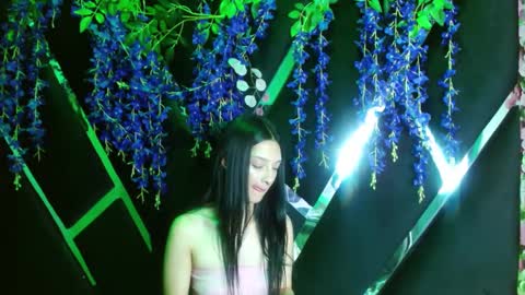 aurora online show from September 11, 9:05 pm