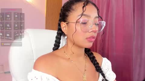 Snapshot of aurora_blis chatting on October 17, 1:26 pm aurora_blis online show from October 17, 1:26 pm