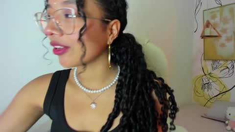 Snapshot of aurora_blis chatting on September 18, 1:15 pm aurora_blis online show from September 18, 1:15 pm