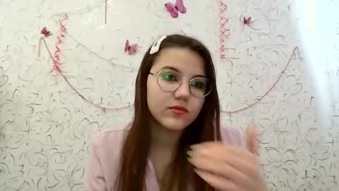 Kiara Xanthe online show from February 7, 8:50 am